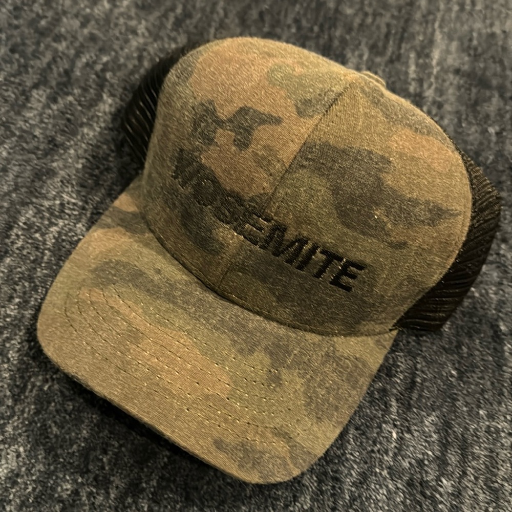 James Perse snap Back